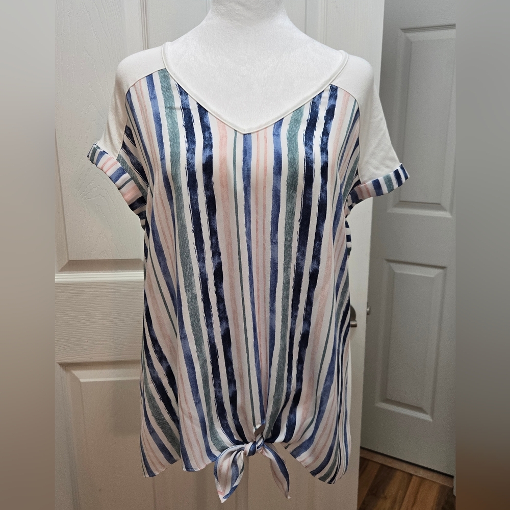 Fortune & Ivy Striped V-Neck Tie-Front Top, Size L